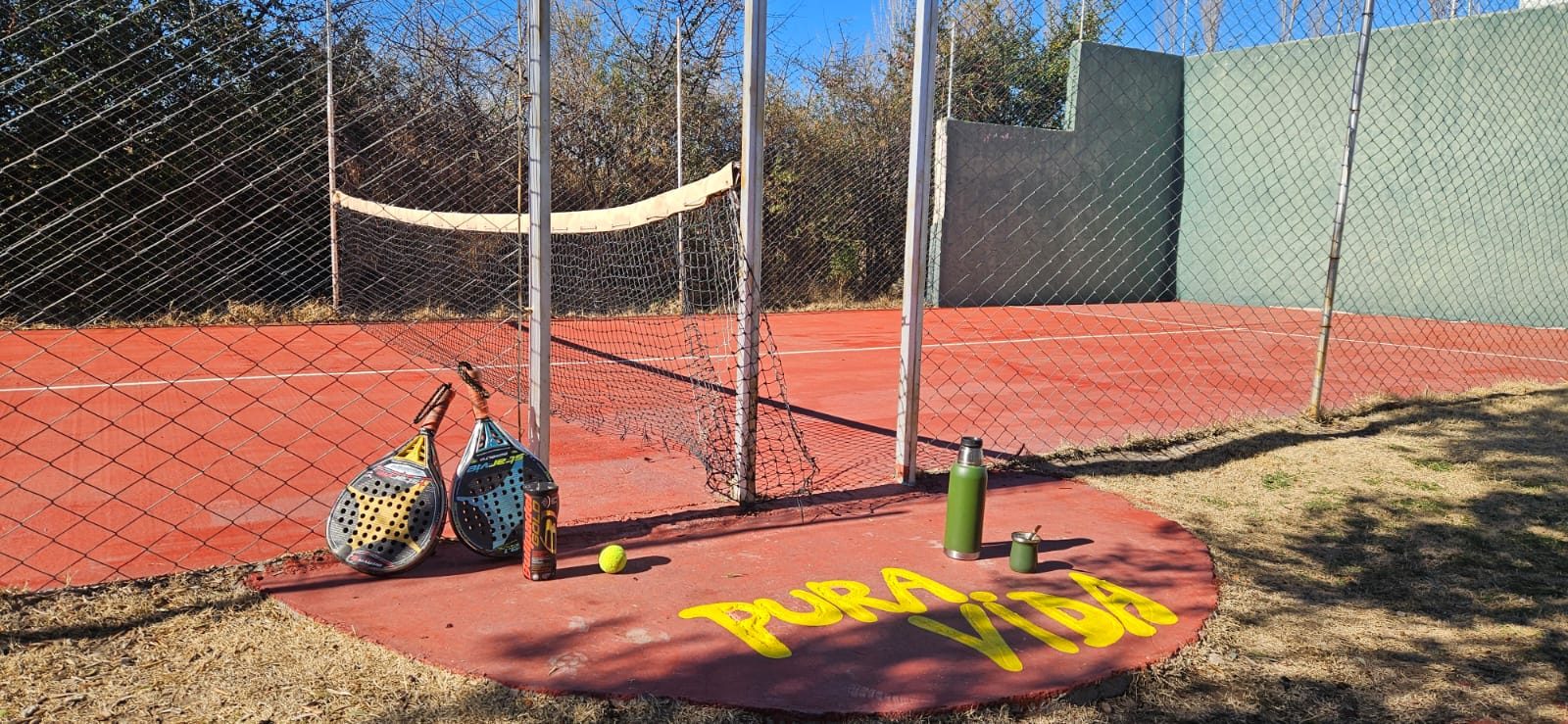 Cancha de pádel en Posada Pura Vida